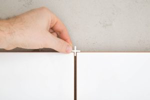 Largeur de joint carrelage : entre normes et effet déco